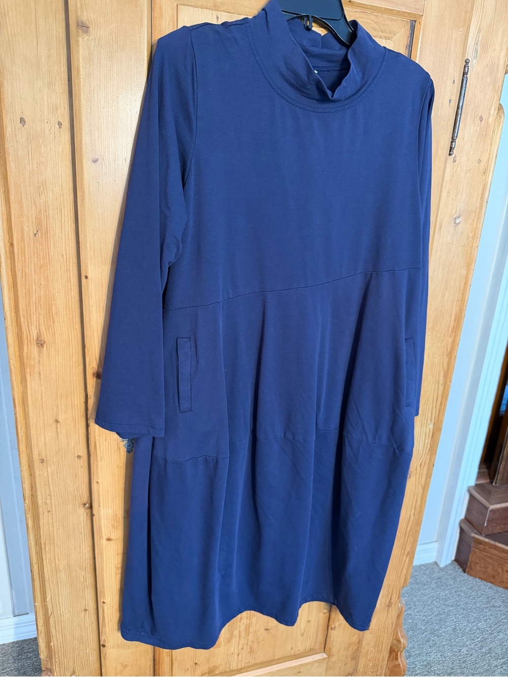 Flattering Long Sleeve Navy Maxi Dress Mock Turtleneck & Pockets Sz Large